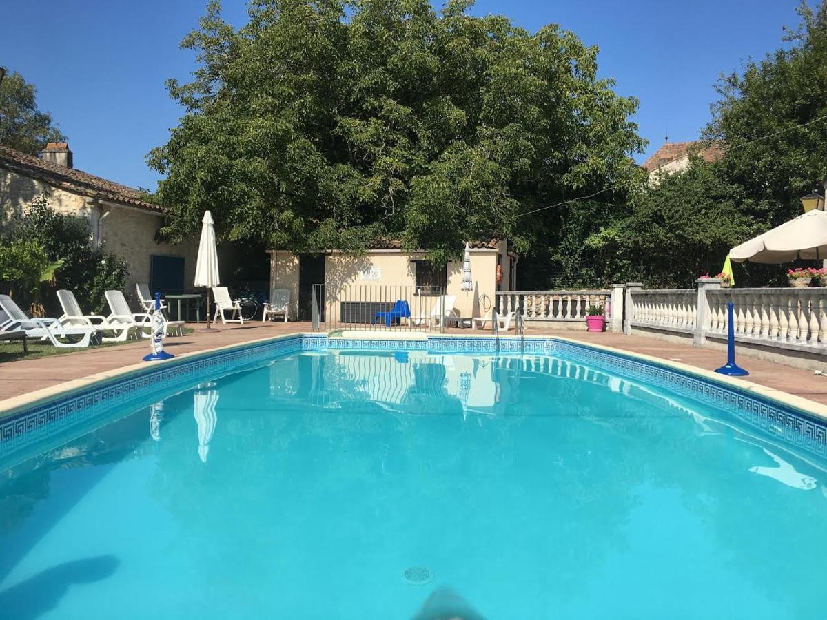 Villa Les Granges à Les Lèves-et-Thoumeyragues Extérieur photo