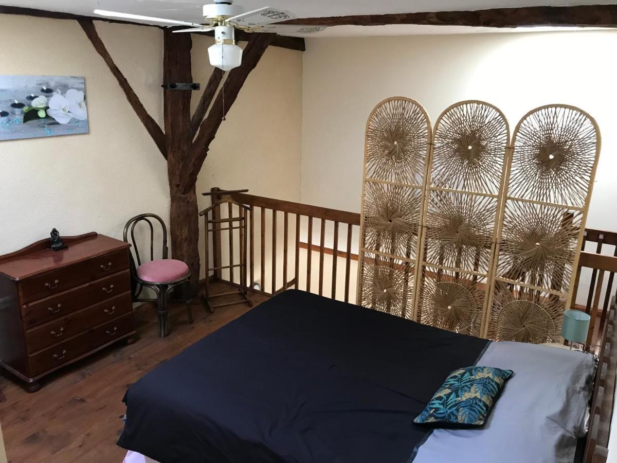 Villa Les Granges à Les Lèves-et-Thoumeyragues Extérieur photo