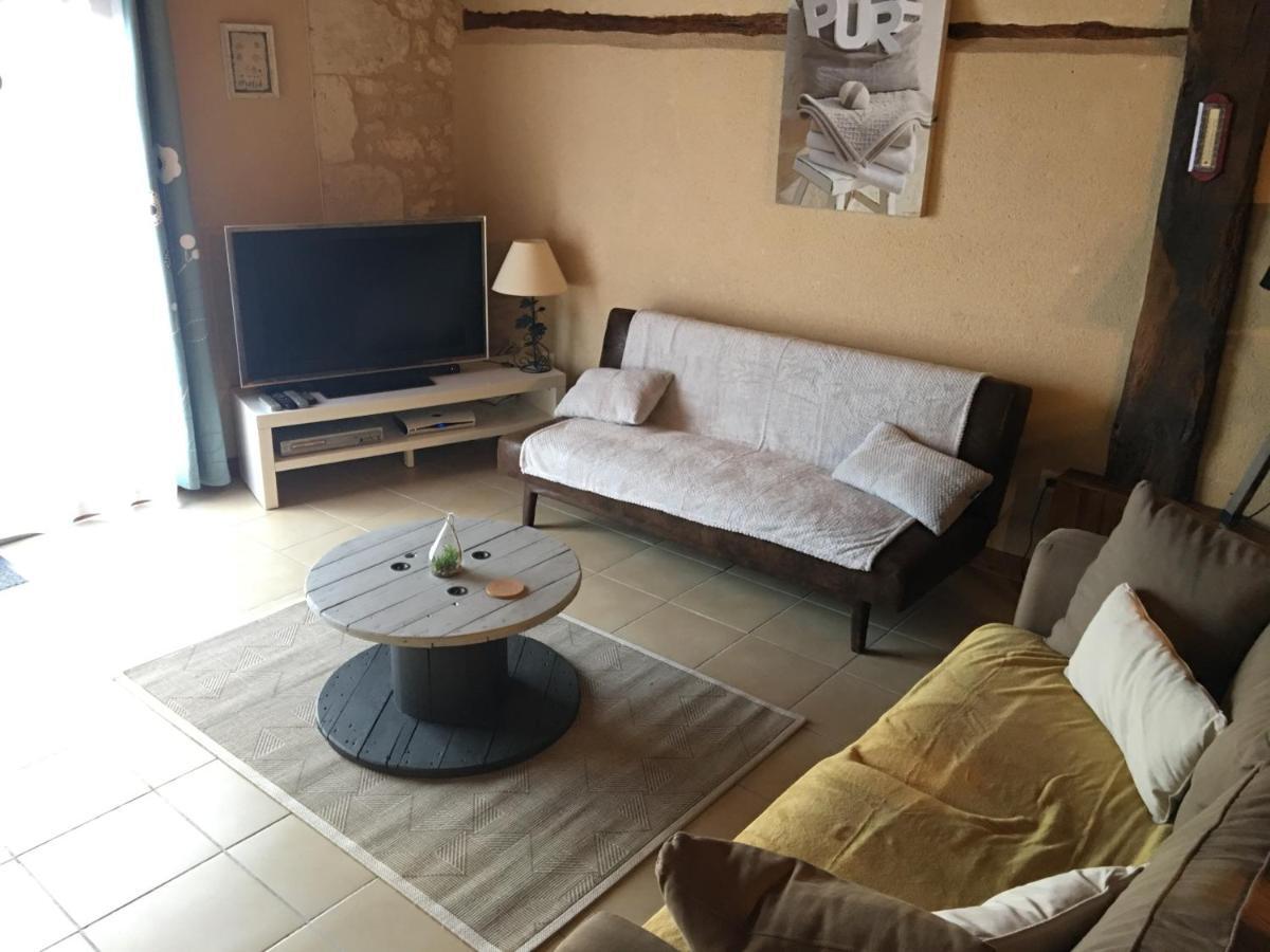 Villa Les Granges à Les Lèves-et-Thoumeyragues Extérieur photo