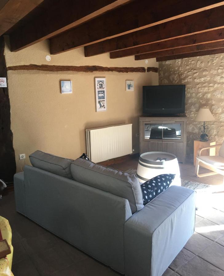 Villa Les Granges à Les Lèves-et-Thoumeyragues Extérieur photo