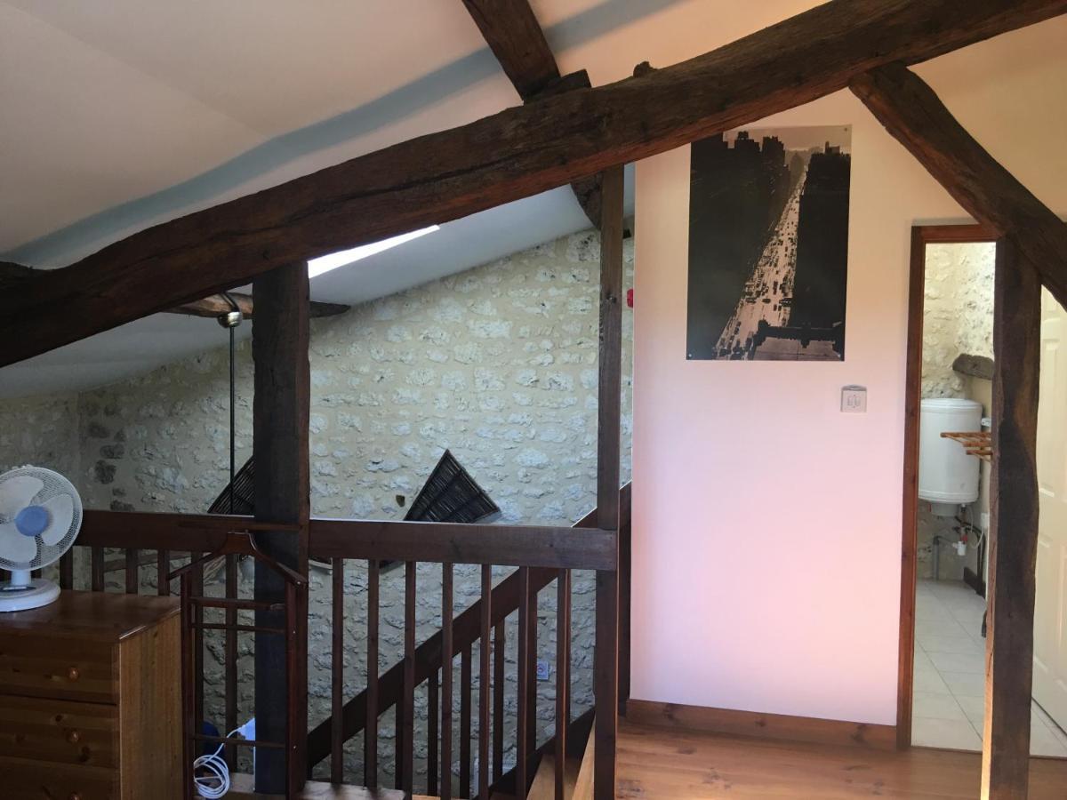Villa Les Granges à Les Lèves-et-Thoumeyragues Extérieur photo
