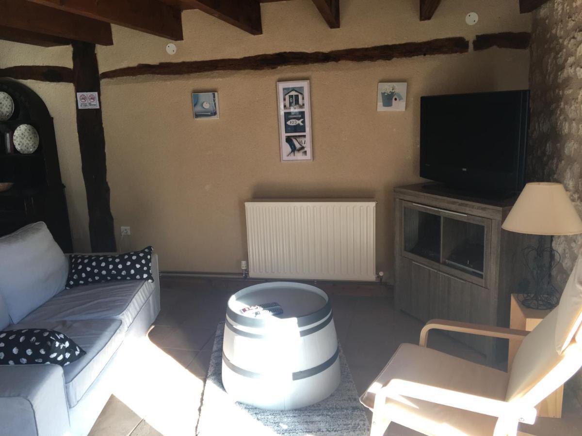 Villa Les Granges à Les Lèves-et-Thoumeyragues Extérieur photo